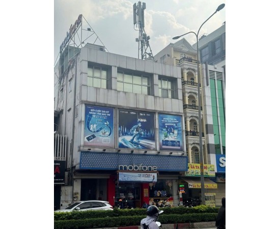 CHO THUÊ NHÀ MẶT TIỀN : 363 Cộng Hoà, Phường 13, Quận Tân Bình. Giá thuê: 200 triệu/tháng