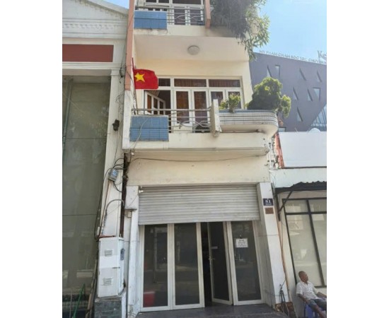 CHO THUÊ NHÀ MẶT TIỀN : 81 Phạm Ngọc Thạch, Quận 3. Giá thuê: 95 triệu/tháng
