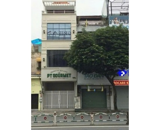 CHO THUÊ NHÀ MẶT TIỀN : 98E Phan Đăng Lưu, Phường 4, Quận Phú Nhuận. Giá thuê: 45 triệu/tháng