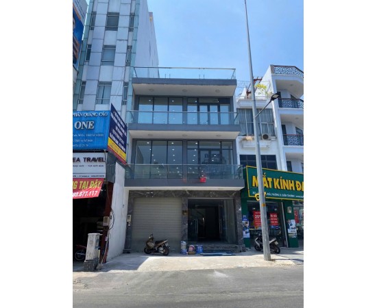 CHO THUÊ NHÀ MẶT TIỀN : 266 Cộng Hòa, Phường 13, Quận Tân Bình.  Giá thuê: 90 triệu/tháng