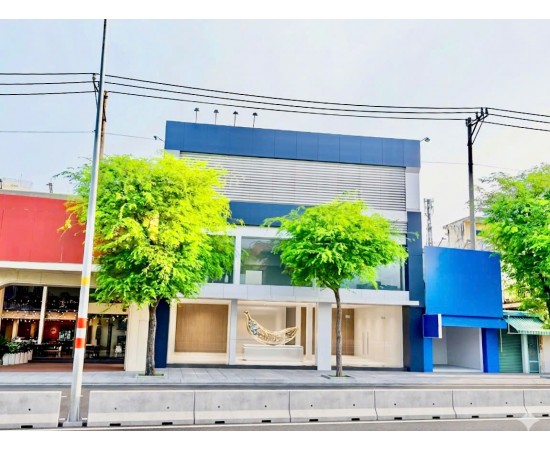 CHO THUÊ MẶT BẰNG SIÊU ĐẸP : 439 Lê Trọng Tấn, Tân Phú . Giá thuê: 140 triệu/tháng