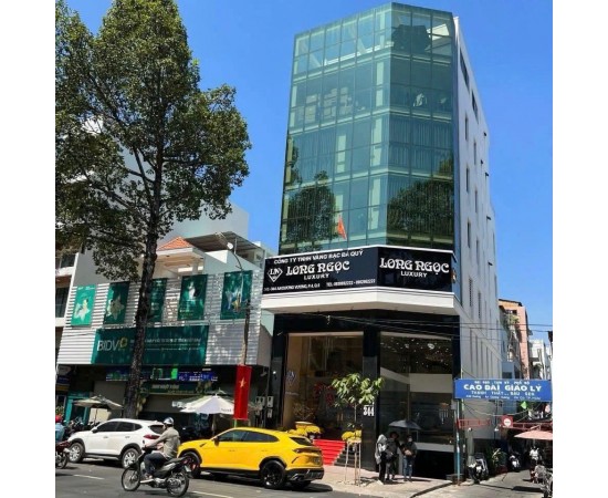 CHO THUÊ TÒA NHÀ MẶT TIỀN :  342–344 An Dương Vương, Quận 5. Giá thuê: 16.000 USD/tháng 