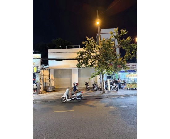 CHO THUÊ NHÀ MẶT TIỀN : 215 Hoàng Diệu 2, TP. Thủ Đức, Giá thuê: 88 triệu/tháng 