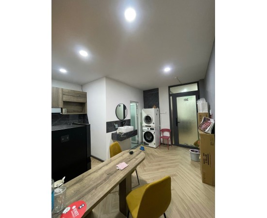 Cho Thuê Tòa Nhà CHDV : 129 Lê Hồng Phong, Quận 5. Giá thuê: 130 triệu/tháng.