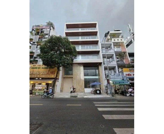 Cho thuê Tòa Nhà mặt tiền : 75–77–79 Phổ Quang, Phường 2, Quận Tân Bình. Giá thuê: 270 triệu/tháng.