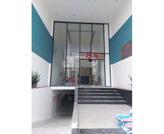 Cho Thuê Mặt Bằng : 175 Nguyễn Thị Thập, Quận 7. Giá thuê: 60 triệu/tháng