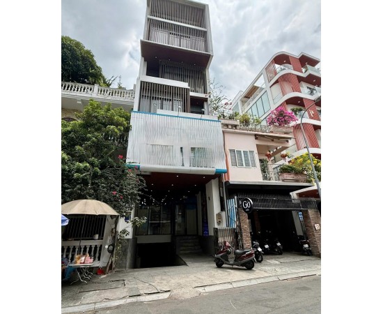 Cho thuê Nhà mặt tiền : 27B Thạch Thị Thanh, Phường Tân Định, Quận 1. Giá thuê: 160 triệu/tháng.