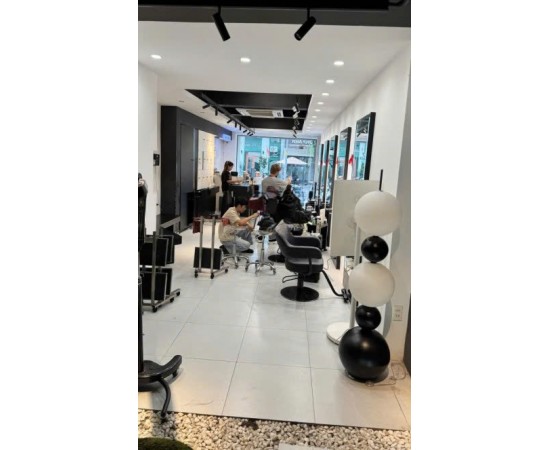 Cho thuê Nhà mặt tiền : 487 Sư Vạn Hạnh, Phường 12, Quận 10. Giá thuê : 62 triệu/tháng