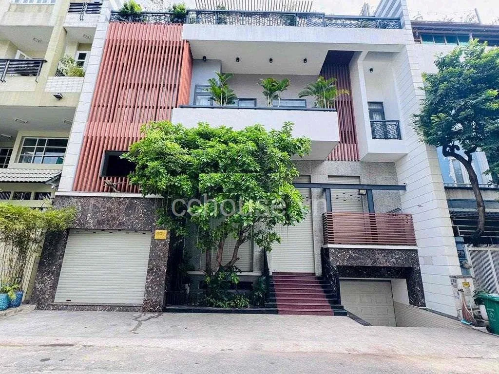 Cho thuê biệt thự 43D/9 Hồ Văn Huê P.9 Q.Phú Nhuận-Giá thuê: 3.000 usd