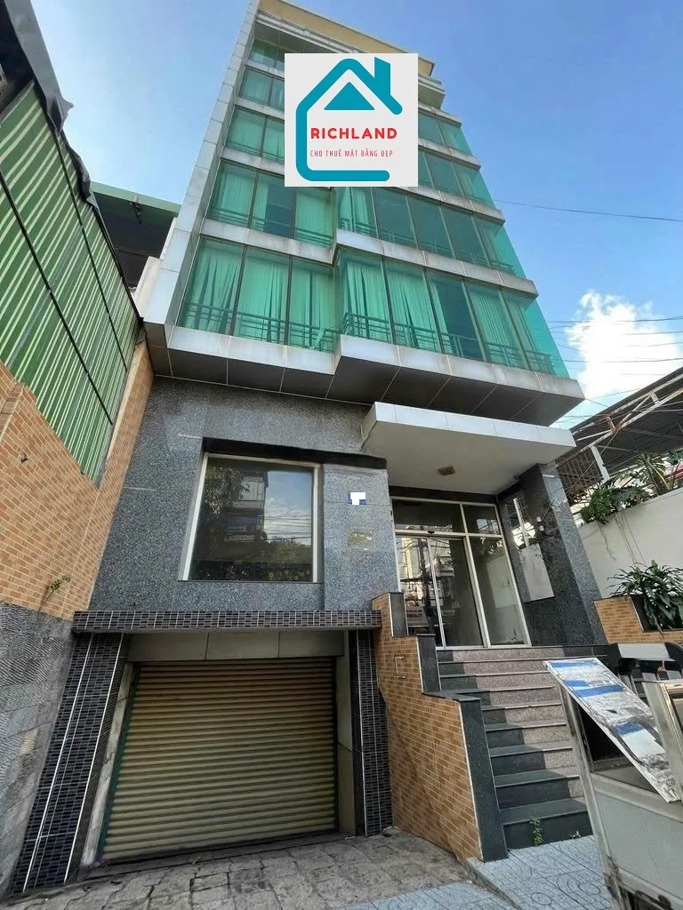 Cho thuê tòa nhà Mặt tiền 38 Huỳnh Đình Hai, P.14, Bình Thạnh. Giá 170 Triệu