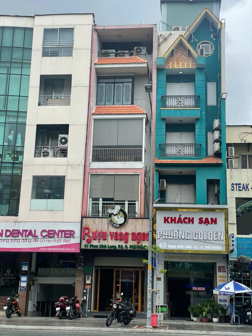 CHO THUÊ NHÀ MẶT TIỀN : 61 Phan Xích Long, Phường 2, Quận Phú Nhuận. Giá thuê: 70 triệu/tháng