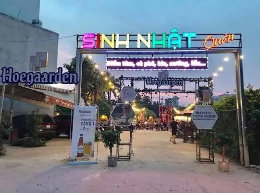 Cho Thuê Nhà Hàng : 549/88 Lê Văn Thọ, Phường 14, Quận Gò Vấp. Giá thuê : 100 triệu/tháng.