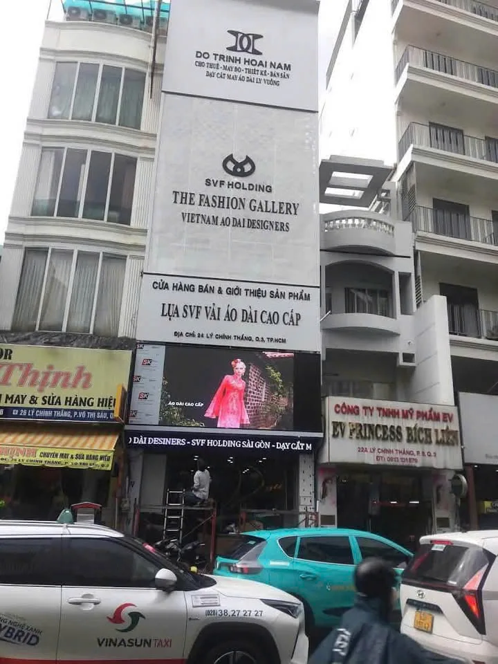 CHO THUÊ NHÀ MT : 24 Lý Chính Thắng, Phường 8, Quận 3. Giá thuê: 50 triệu/tháng.