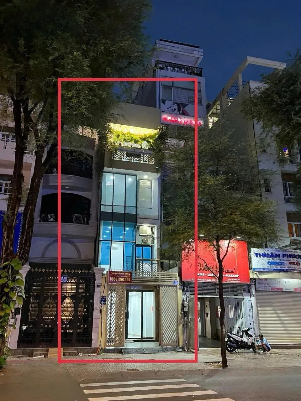 CHO THUÊ NHÀ MT : 29 Võ Văn Tần, Phường Võ Thị Sáu, Quận 3. Giá thuê: 80 triệu/tháng.