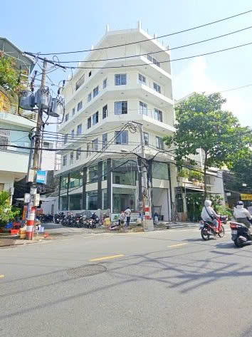 CHO THUÊ TÒA NHÀ 2MT : 239 Bàu Cát, Phường 14, Quận Tân Bình. Giá thuê: 140 triệu/tháng