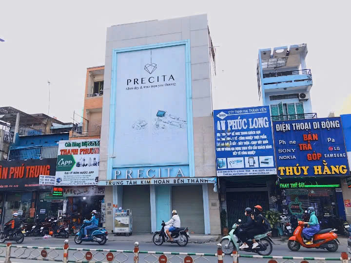 CHO THUÊ NHÀ 2MT : 228–230 Hoàng Văn Thụ, Phường 4, Quận Tân Bình. Giá thuê: 75 triệu/tháng.