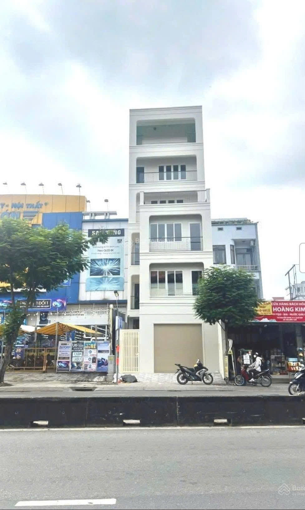 CHO THUÊ TÒA NHÀ : 533 Nguyễn Oanh, Phường 17, Quận Gò Vấp. Giá thuê 80 triệu/tháng.