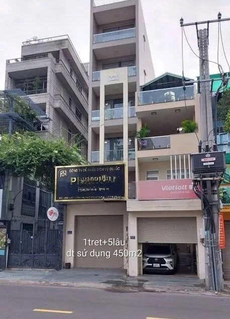 CHO THUÊ TÒA NHÀ : 882 Lạc Long Quân, Phường 8, Quận Tân Bình. Giá thuê : 50 triệu/tháng.