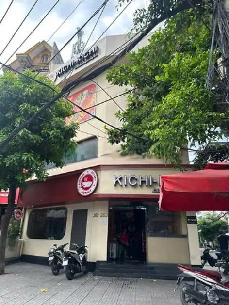 CHO THUÊ NHÀ MẶT TIỀN : 261–263 Nguyễn Hồng Đào, Phường 14, Quận Tân Bình. Giá thuê : 180 triệu/thán