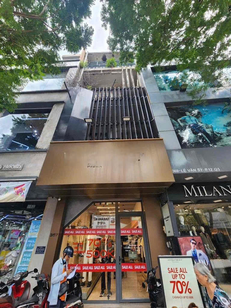 CHO THUÊ NHÀ MẶT TIỀN : 367 Lê Văn Sỹ, Phường 12, Quận 3. Giá thuê : 85 triệu/tháng.