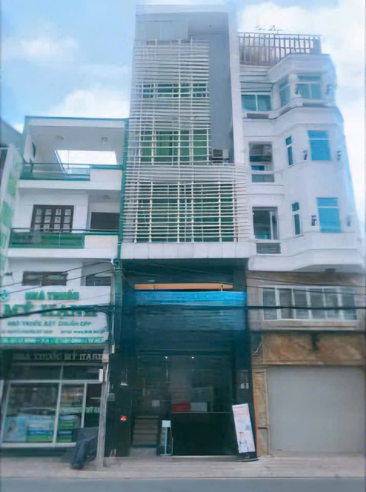 CHO THUÊ TÒA NHÀ : 84 Lê Bình, Phường 4, Quận Tân Bình. Giá thuê : 80 triệu/tháng