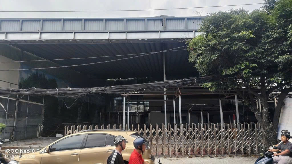CHO THUÊ MẶT BẰNG : 84 Nguyễn Văn Khối, Phường 11, Quận Gò Vấp. Giá thuê : 250 triệu/tháng