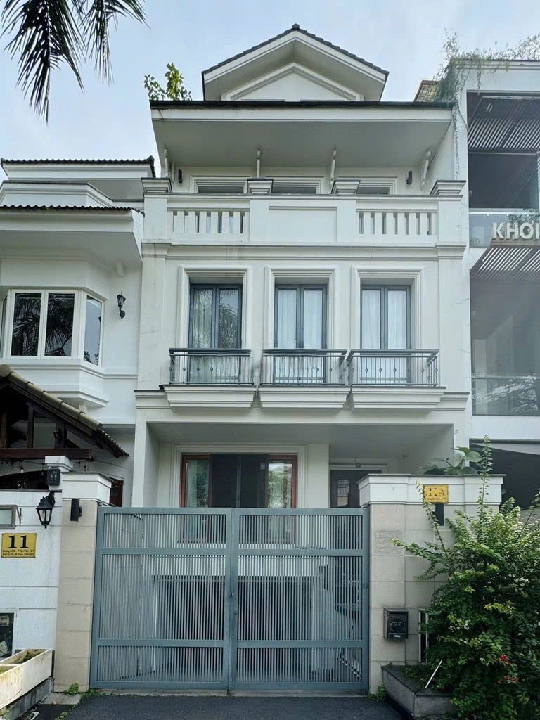 CHO THUÊ NHÀ : 11A Tân Mỹ, Phú Mỹ Hưng, Quận 7. Giá thuê : 70 triệu/tháng