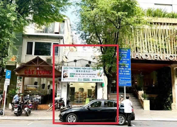 Cho Thuê Nhà : 71 Thủ Khoa Huân, Phường Bến Thành, Quận 1. Giá thuê : 140 triệu/tháng