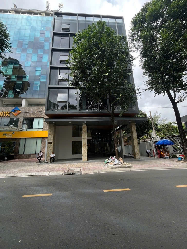 CHO THUÊ TÒA NHÀ : 19B Phạm Ngọc Thạch, Quận 3. Giá thuê : 45.000 USD/tháng