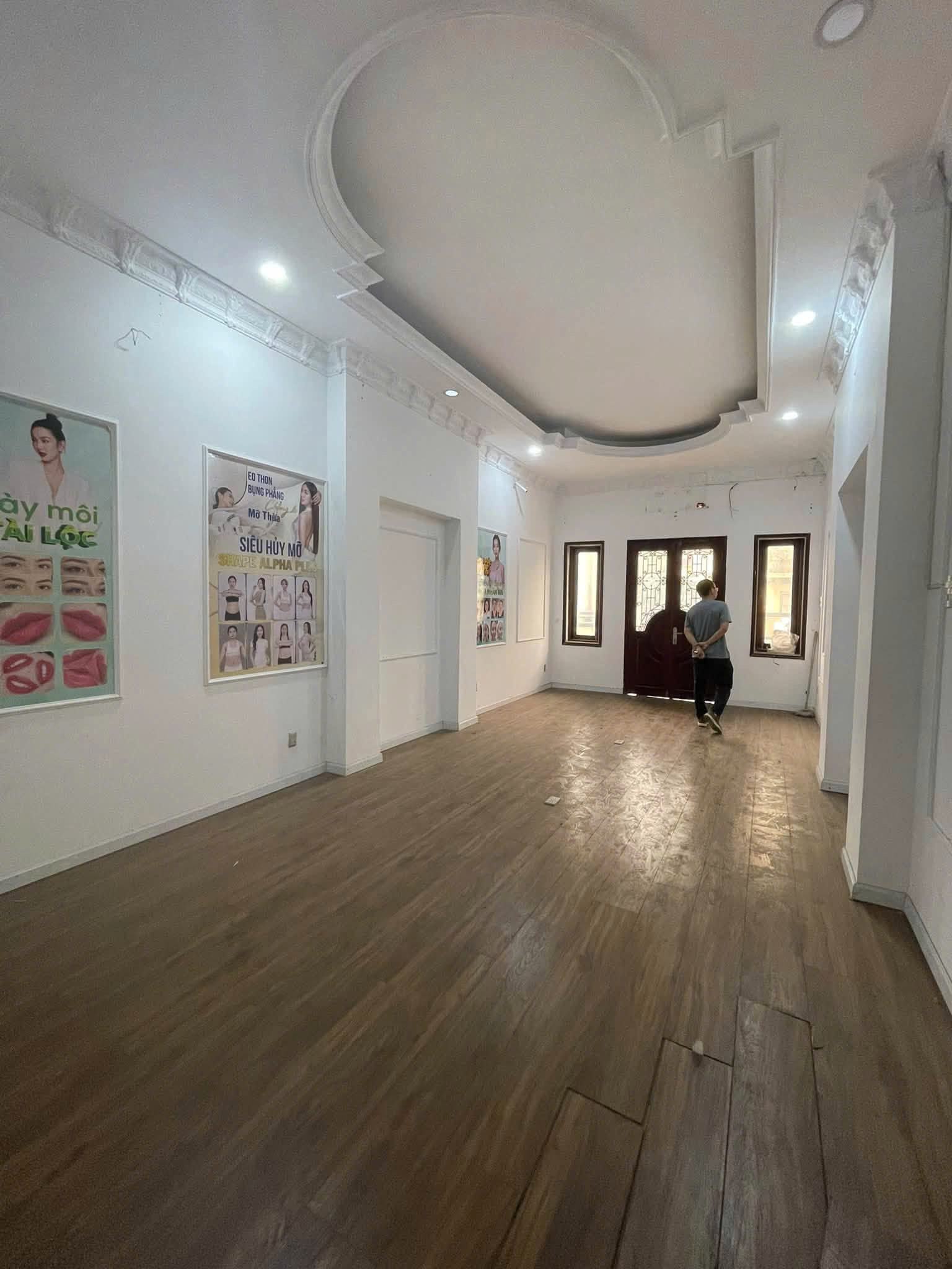 CHO THUÊ NHÀ : 434 Hai Bà Trưng, Quận 1. Giá thuê : 56 triệu/tháng.