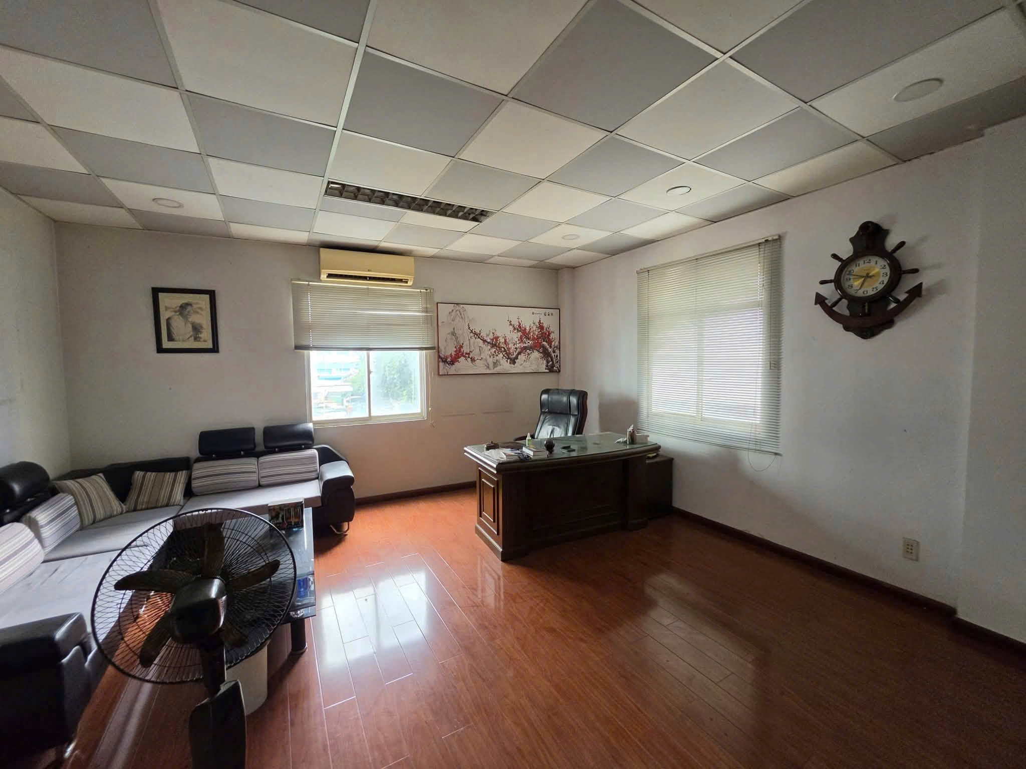 CHO THUÊ NHÀ : 656 VÕ VĂN KIỆT, PHƯỜNG 1, QUẬN 5.GIÁ THUÊ : 65 TRIỆU/THÁNG