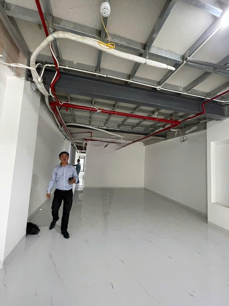 CHO THUÊ TÒA NHÀ : 387 HƯƠNG LỘ 3, PHƯỜNG BÌNH HƯNG HÒA, QUẬN BÌNH TÂN. GIÁ THUÊ : 70 TRIỆU/THÁNG