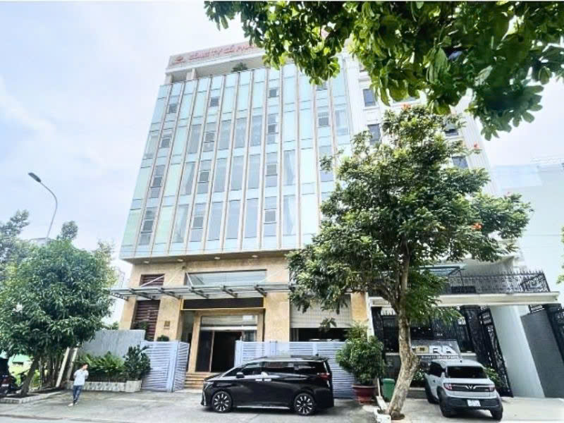 CHO THUÊ TÒA NHÀ : 57–59 NGUYỄN VĂN KỈNH, THỦ ĐỨC. GIÁ THUÊ : 450 TRIỆU/THÁNG