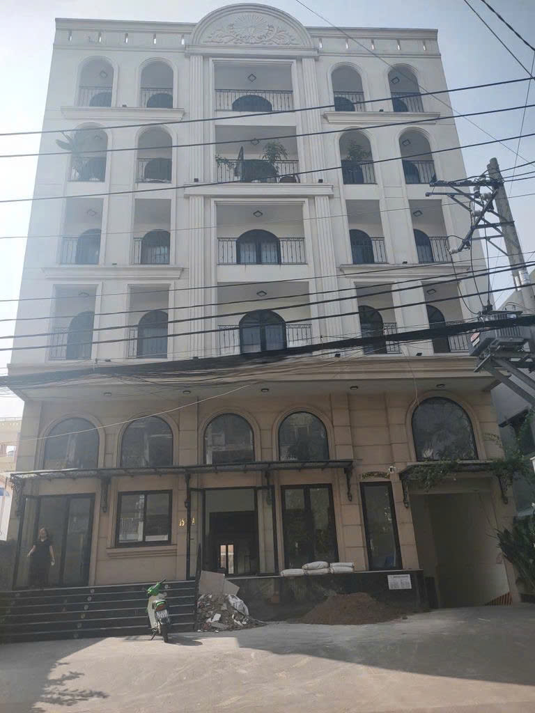 CHO THUÊ TÒA NHÀ : 15 TỰ QUYẾT, PHƯỜNG TÂN SƠN NHÌ, QUẬN TÂN PHÚ. GIÁ THUÊ : 300 TRIỆU/THÁNG