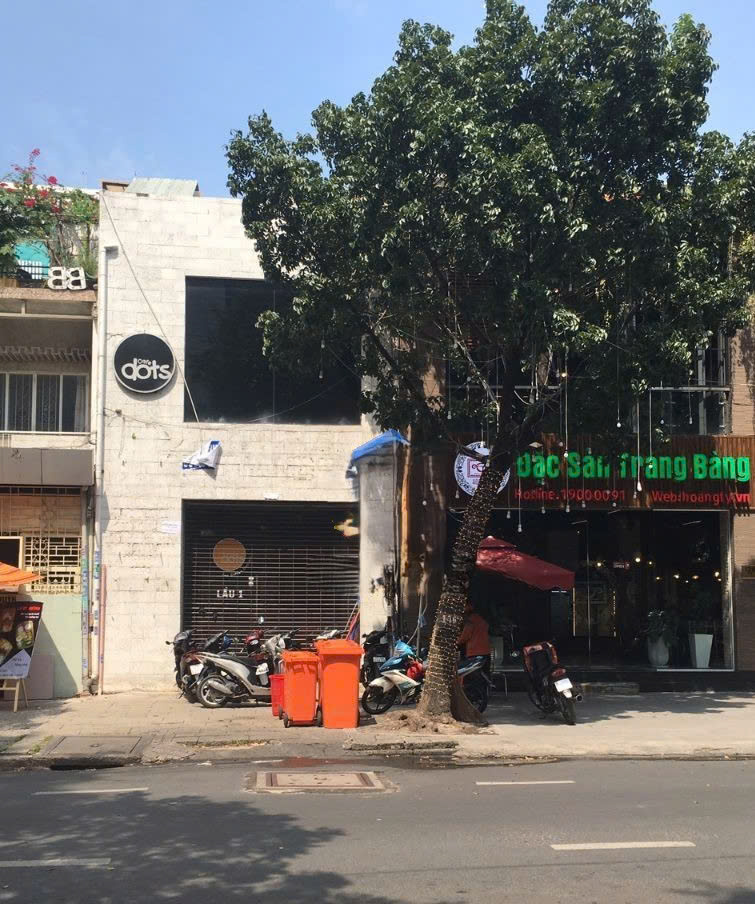 CHO THUÊ NHÀ : 120 NGUYỄN ĐÌNH CHIỂU, QUẬN 1. GIÁ THUÊ : 200 TRIỆU/THÁNG