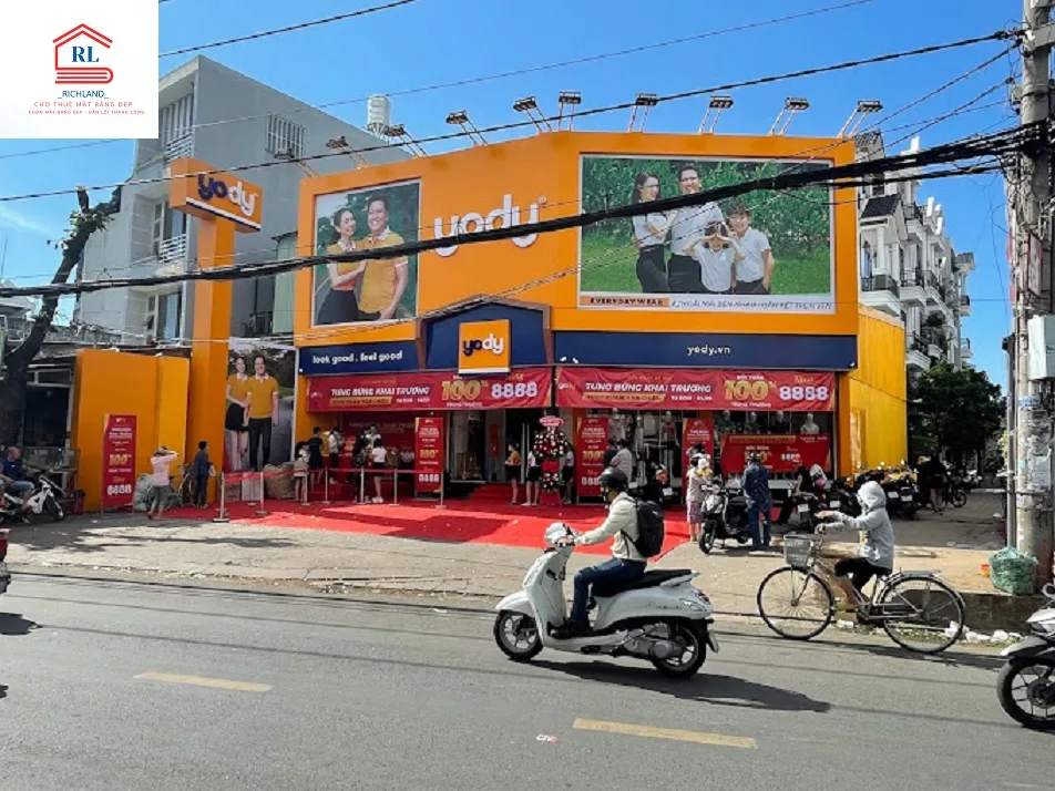 Cho thuê Nhà Góc 2 Mặt Tiền:450  Phạm Văn Chiêu, P.9, Quận Gò Vấp_Giá 100 triệu