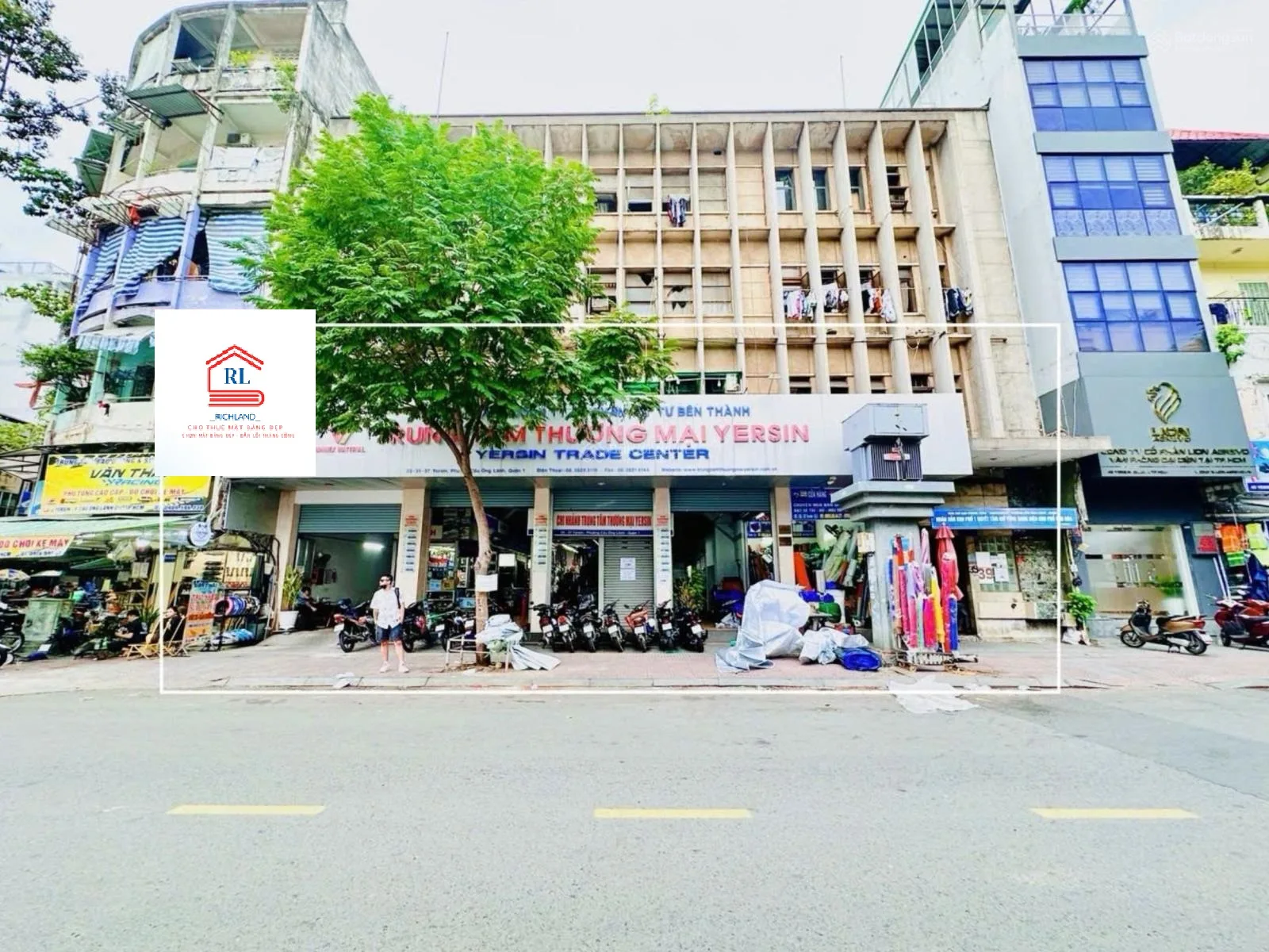 Cho thuê nhà mặt tiền 33 - 35 - 37 Yersin, Phường Cầu Ông Lãnh, Quận 1. Giá 400 Triệu