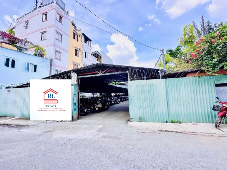 Cho Thuê Đất Trống 2 Mặt Tiền 132 Nguyễn Đình Chính, Phường 8, Quận Phú Nhuận. Giá 450 Triệu