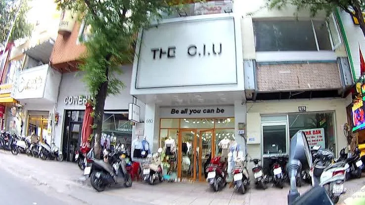 Chon thuê nhà 680 Sư Vạn Hạnh, Phường 12, Quận 10 (Ngay Vạn Hạnh Mall). Giá 100 Triệu