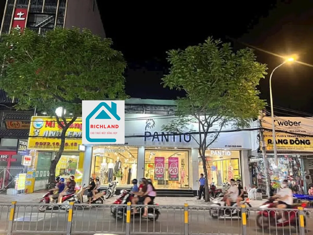 CHO THUÊ NHÀ MẶT TIỀN 579 NGUYỄN THỊ THẬP – PHƯỜNG TÂN PHONG, QUẬN 7. Giá 230 triệu