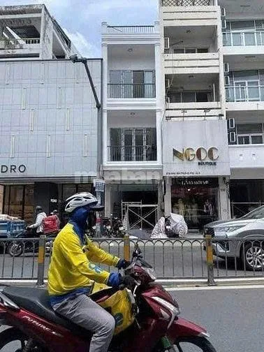 Cho thuê Nhà mặt tiền  277 Hai Bà Trưng – Quận 3. Giá thuê: 80 triệu