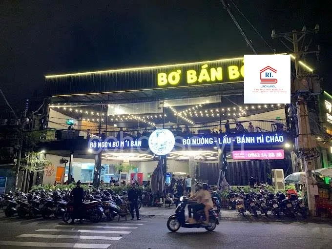 Cho thuê góc 2 Mặt Tiền CC26 - CC27 Trường Sơn - Nguyễn Giãn Thanh, P15, Quận 10. Giá 200 Triệu/thán