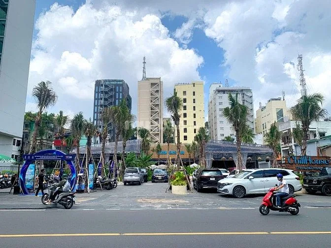 Cho Thuê Mặt Bằng Kim Cương 3000m2: 179 Hai Bà Trưng, Quận 3_Giá 45.000usd
