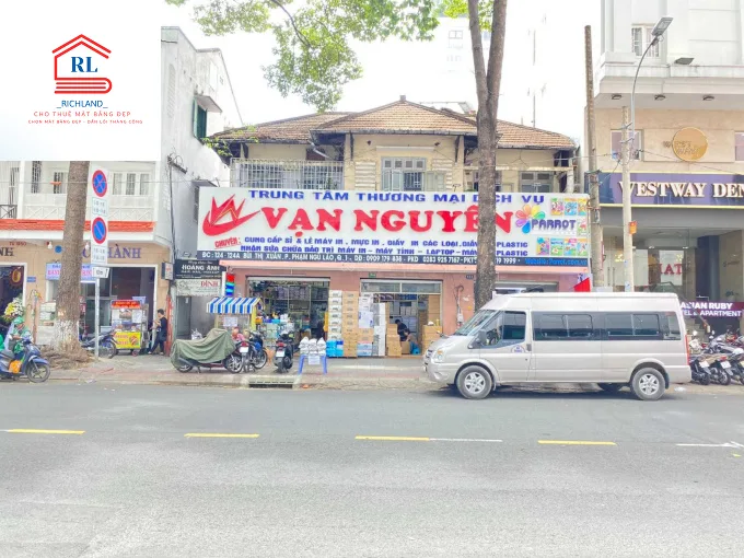 Cho Thuê Nhà Mặt Bằng 124-124A Bùi Thị Xuân, Quận 1. Giá 150 triệu