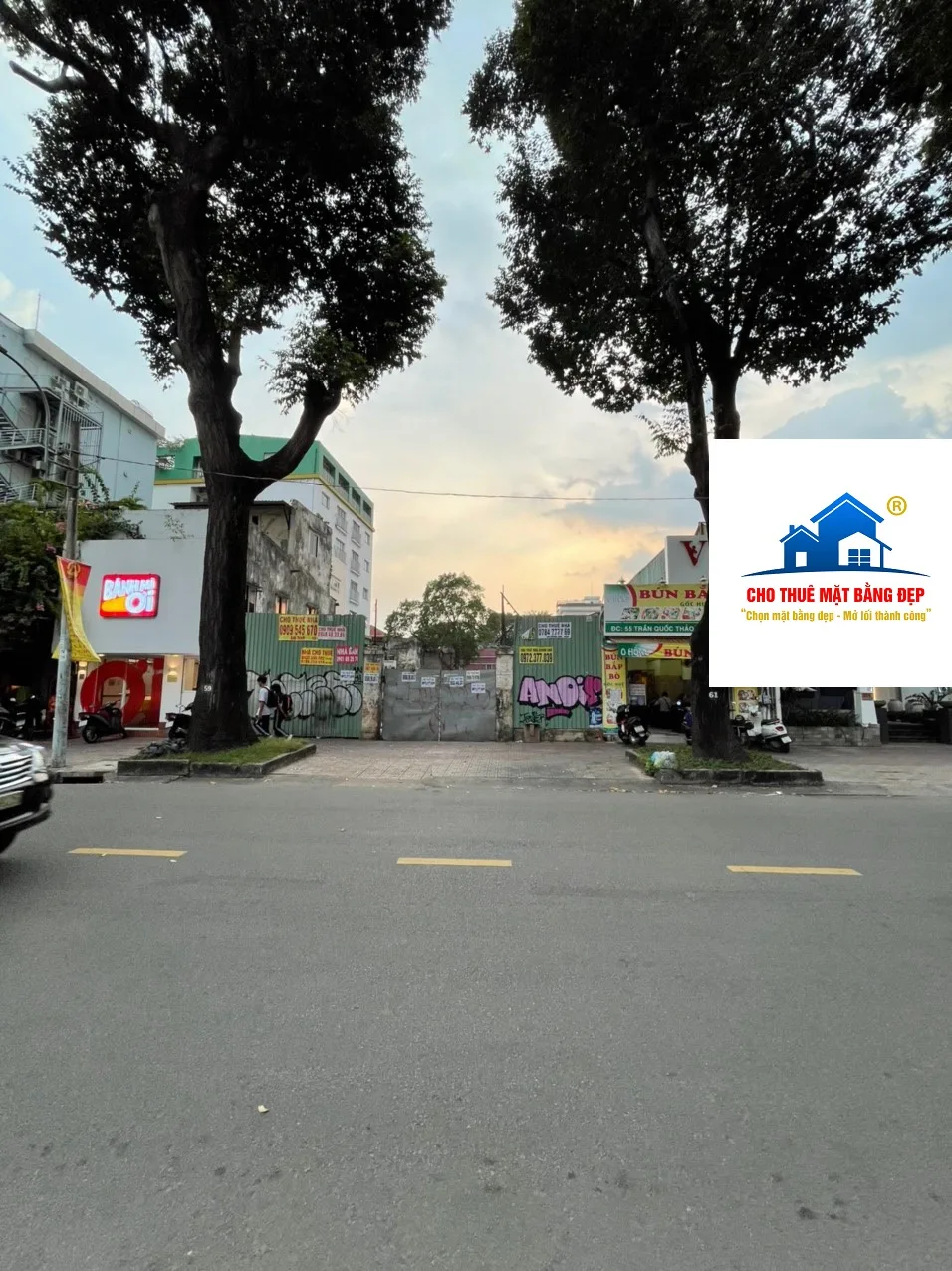 Cho thuê đất trống 2 Mặt Tiền 55 Trần Quốc Thảo, Quận 3 _Diện tích: 1.000m2_ Giá 350 Triệu