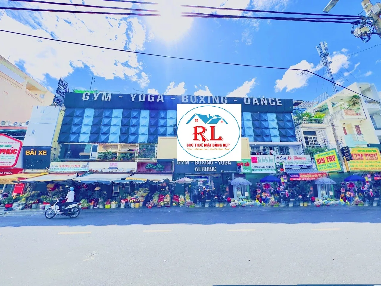 Cho Thuê Lầu 1 & Lầu 2 Mặt Tiền 72 Nguyễn Hữu Cầu, P.Tân Định, Quận 1, TPHCM. Giá 270 Triệu