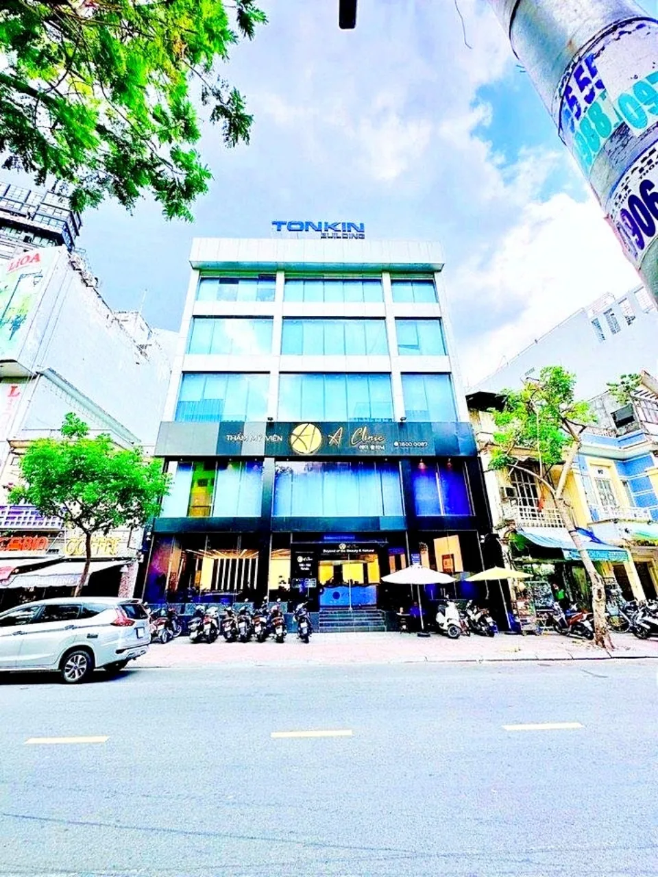 Cho Thuê Toà Nhà Mặt Tiền  132-134 Yersin, Phường Nguyễn Thái Bình, Quận 1, TPHCM. Giá 500 Triệu