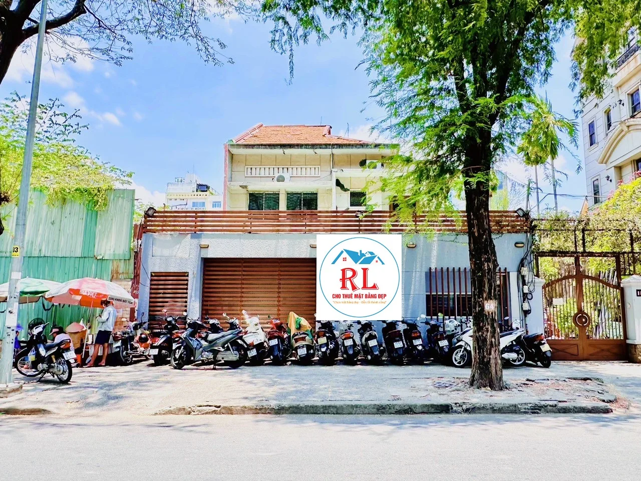 Cho Thuê Biệt Thự Mặt Tiền 180 Nguyễn Văn Thủ, Phường Đakao, Quận 1, TPHCM.  Giá 200 Triệu