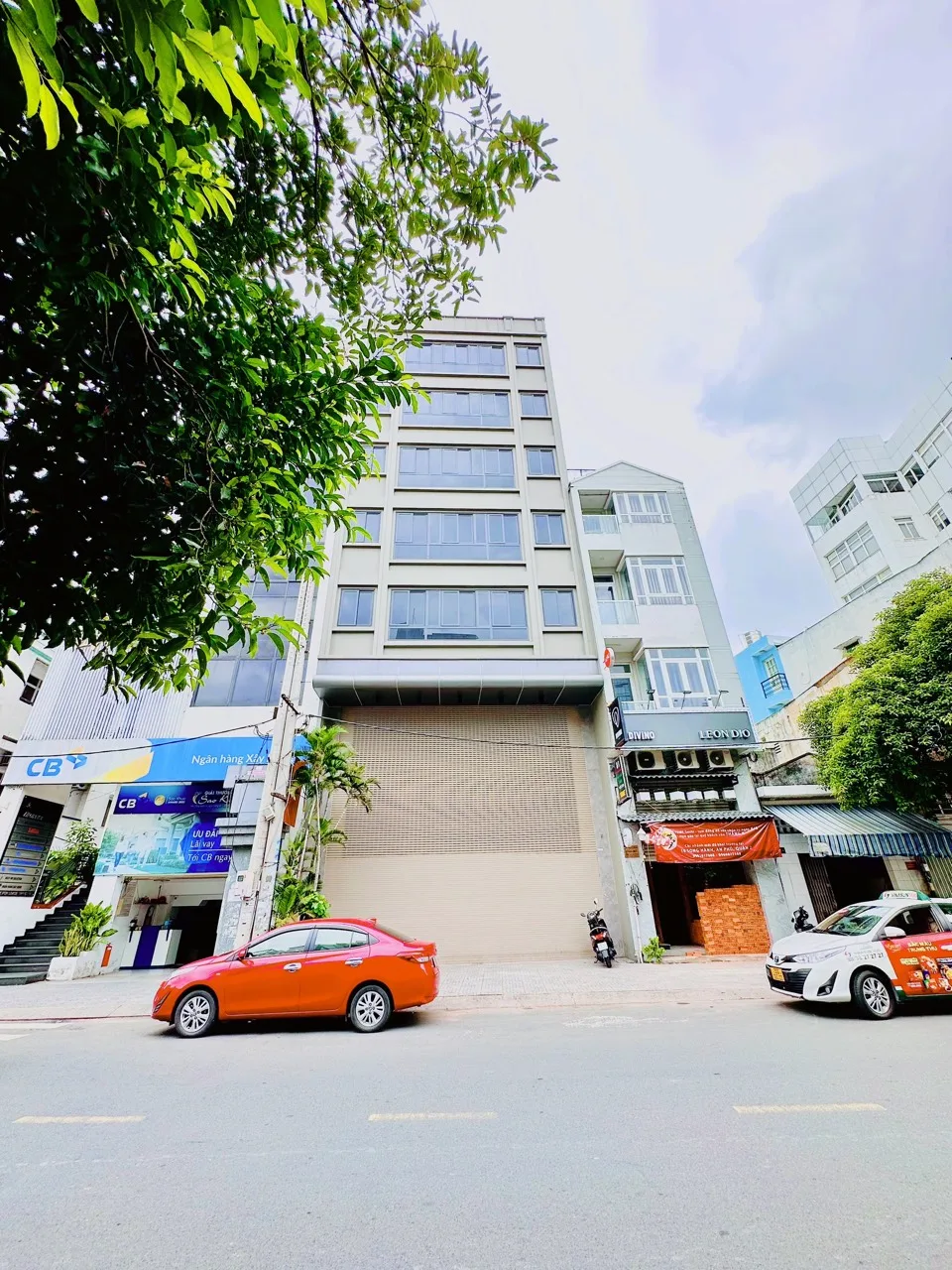 Toà Nhà Mặt Tiền 79 Hồ Hảo Hớn, Phường Cô Giang, Quận 1- Giá: 20.000 usd