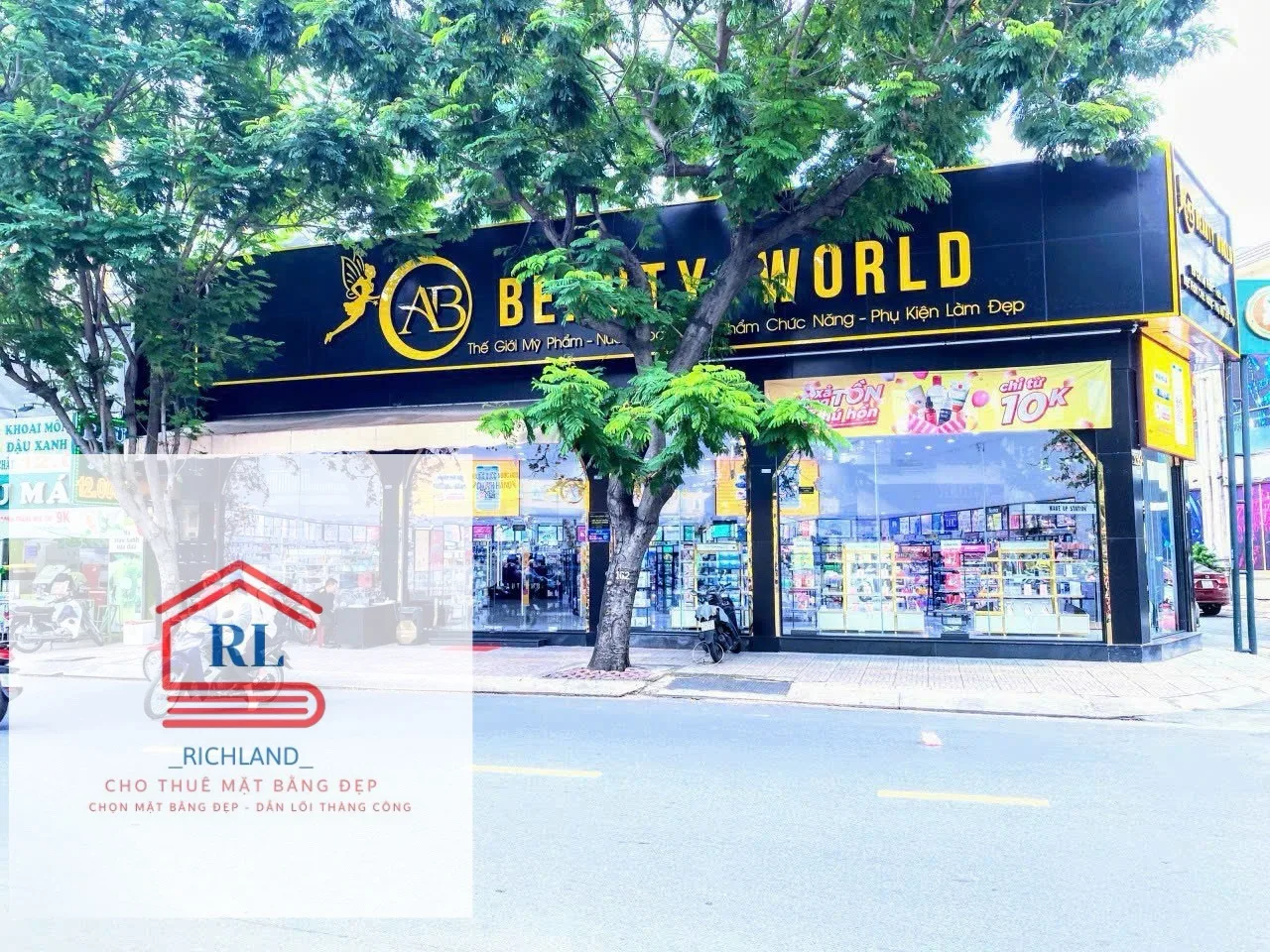 Cho Thuê Mặt Bằng Góc 2 Mặt Tiền 236K Lê Văn Sỹ, P1. Quận Tân Bình. Giá 245 Triệu/tháng